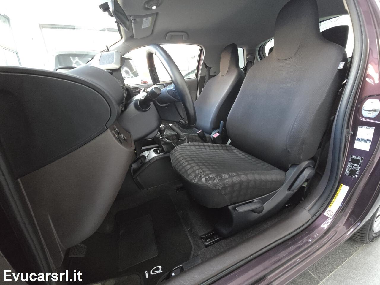 Toyota iQ 1.0