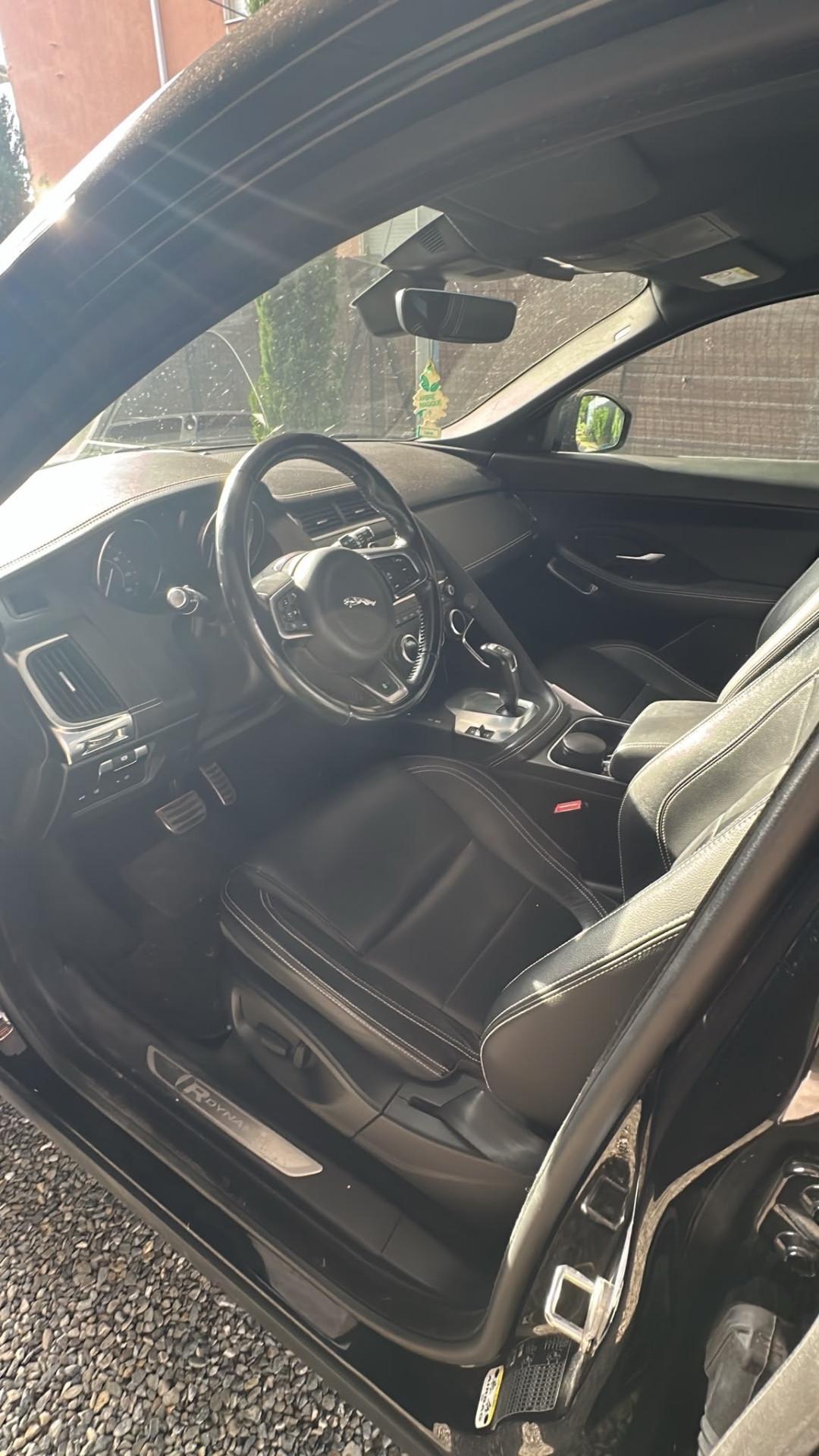 Jaguar E-Pace 2.0D 180 CV AWD aut. R-Dynamic HSE