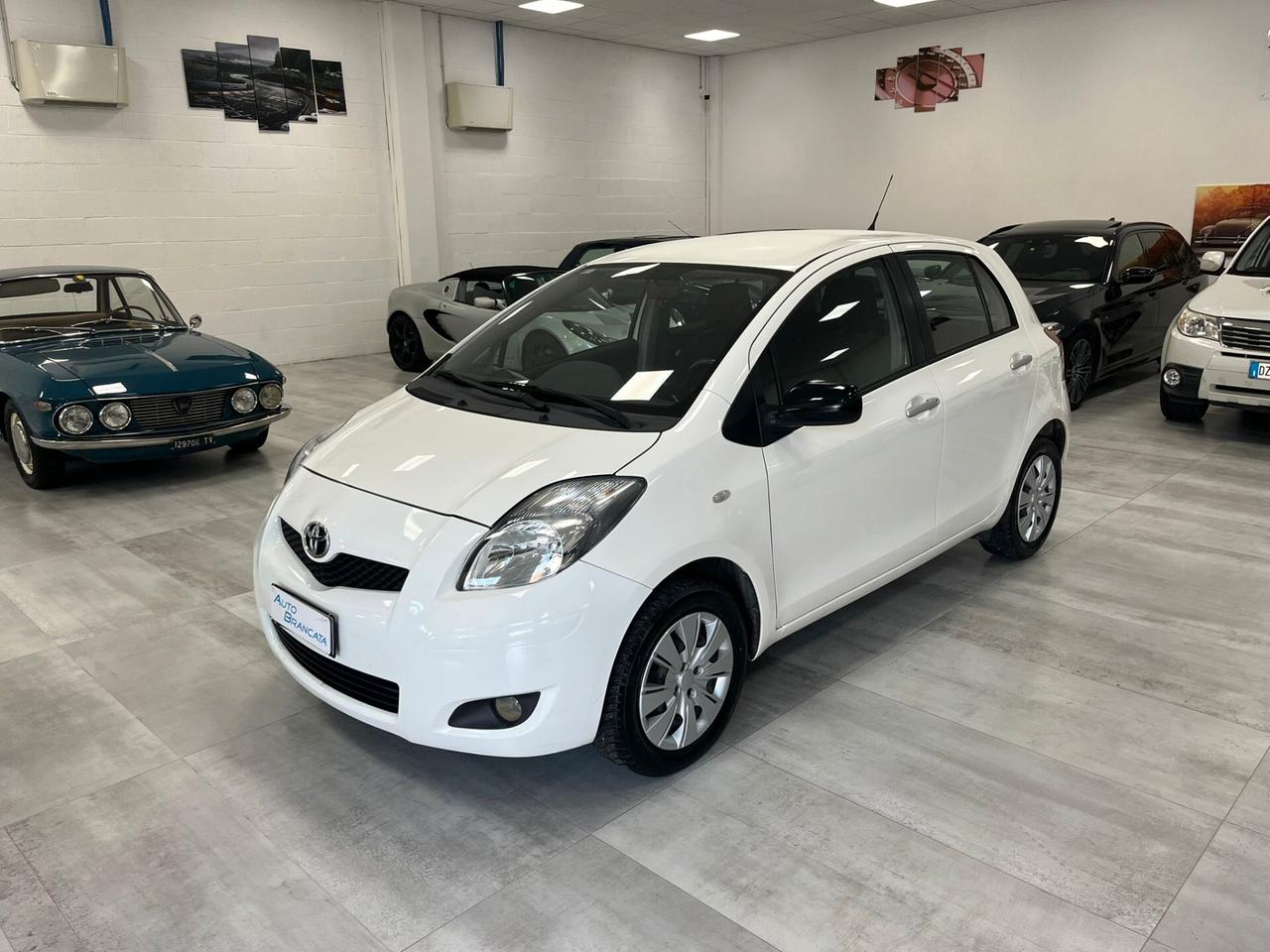 Toyota Yaris 5p 1.0