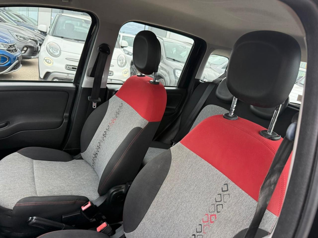 Fiat Panda 1.2 Connected by Wind