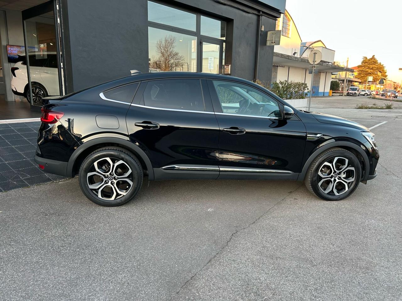 Renault Arkana Hybrid E-TECH 145 CV Intens NEOPATENTATI