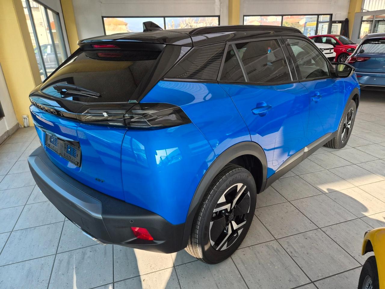 Peugeot 2008 GT puretech 130 eat8 s&s