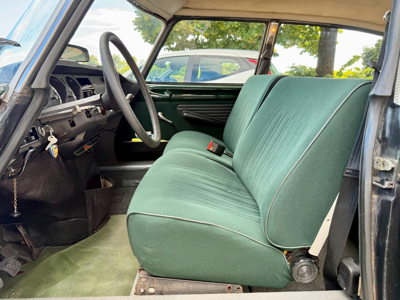 Citroen DS FD Iscritta ASI CRS TARGHE ORIGINALI E LIBRETTO ORIGINALE