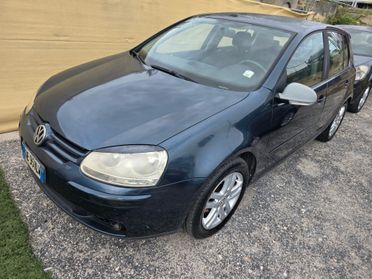 Volkswagen Golf 1.6 gpl 2008