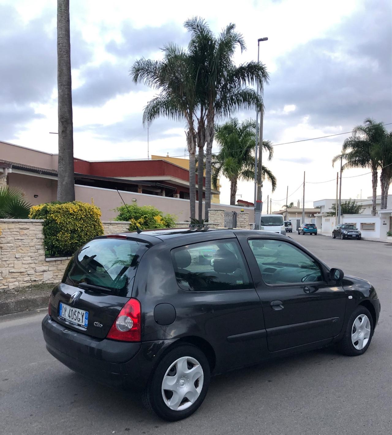 RENAULT CLIO 1.5 DIESEL DYNAMIQ