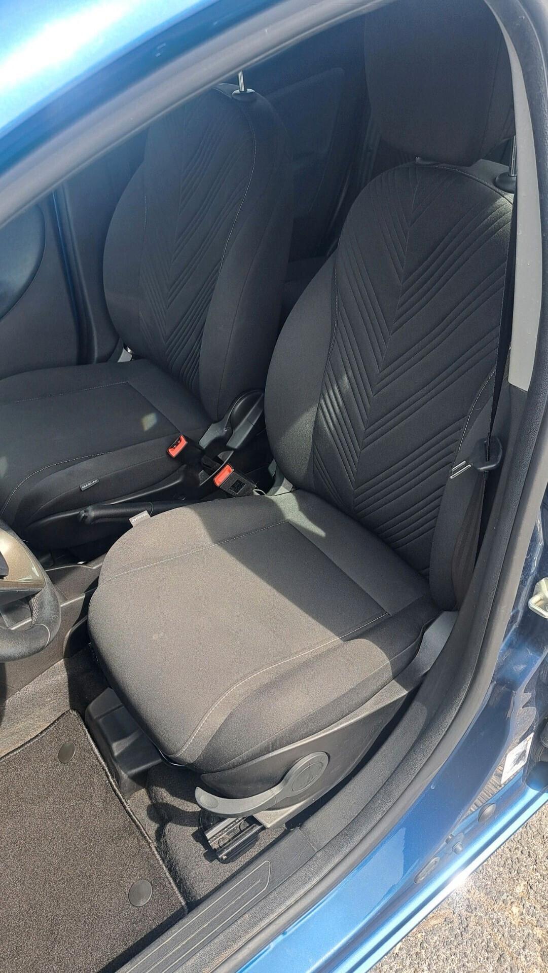 Lancia Ypsilon 1.0 FireFly 5 porte S&S Hybrid Ecochic Gold
