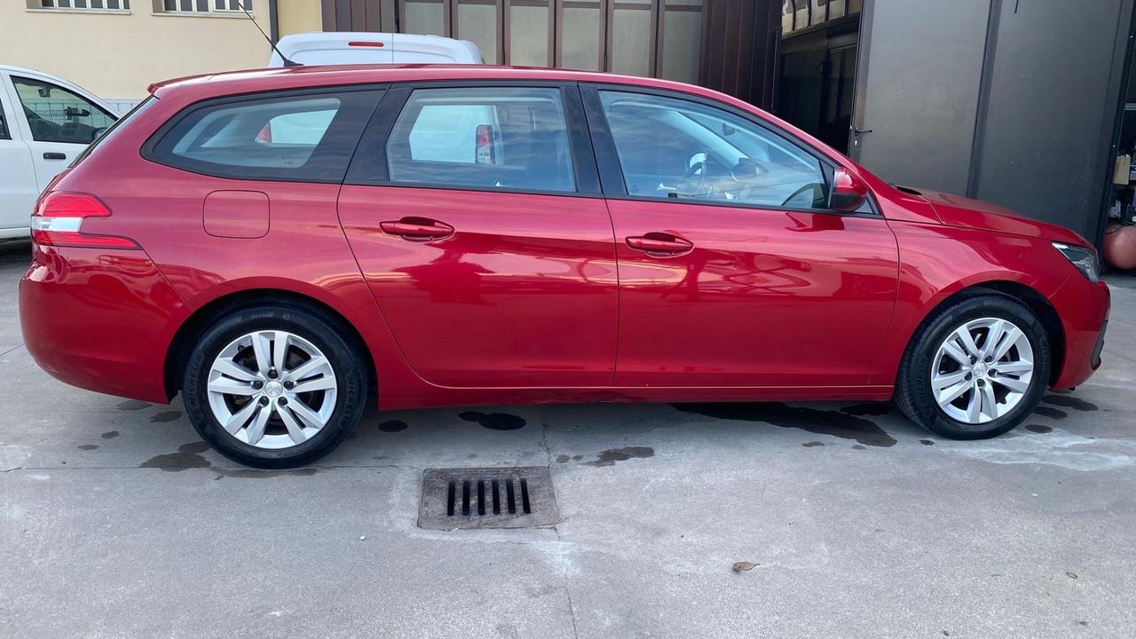 Peugeot 308 BlueHDi 130 S&S SW Active Business