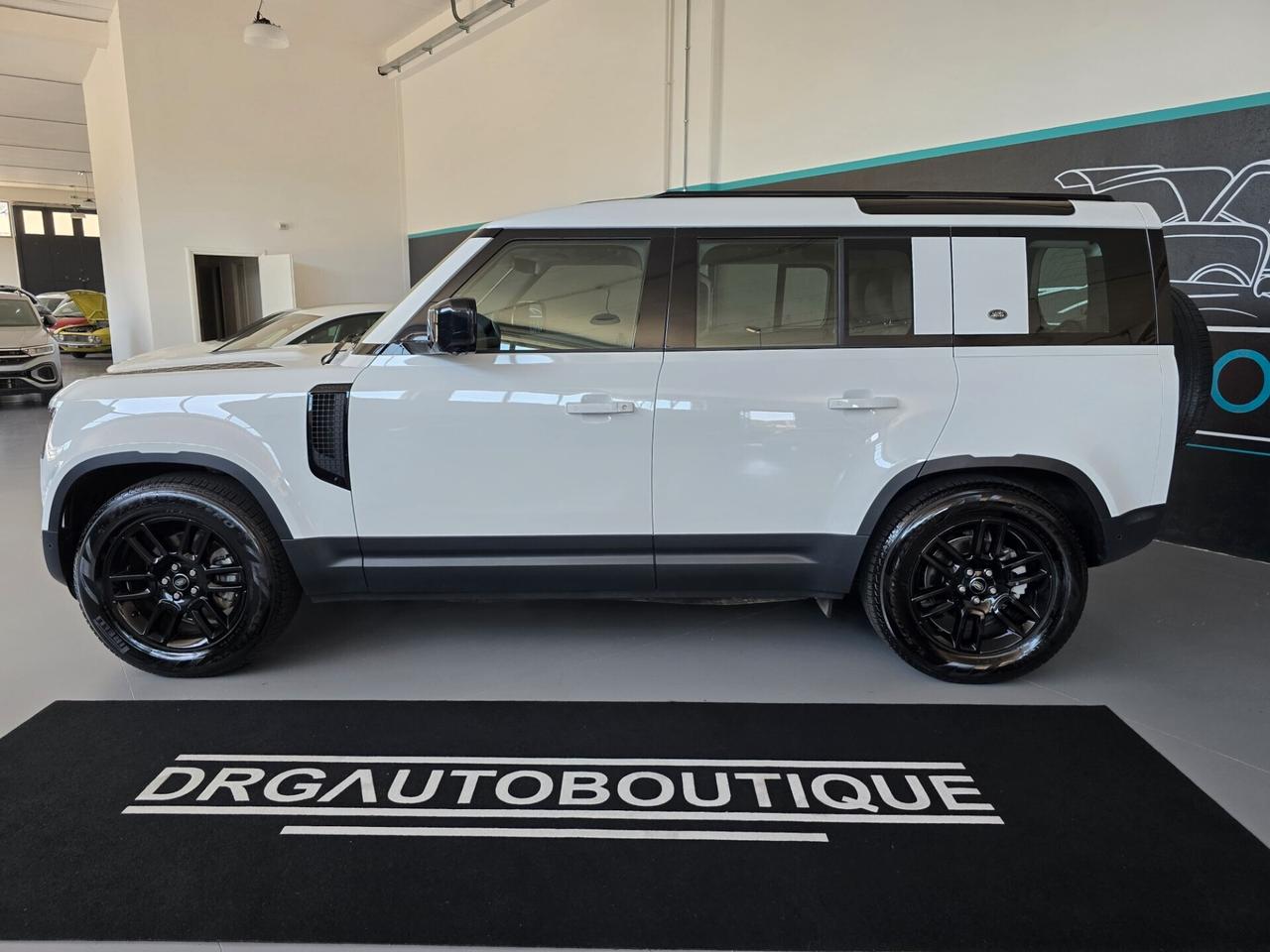 Land Rover Defender 110 3.0D I6 200 CV AWD Auto SE