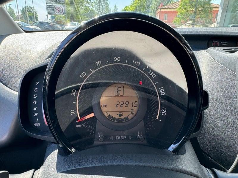 Toyota Aygo Connect 1.0 VVT-i 72 CV 5 porte x-clusiv MMT