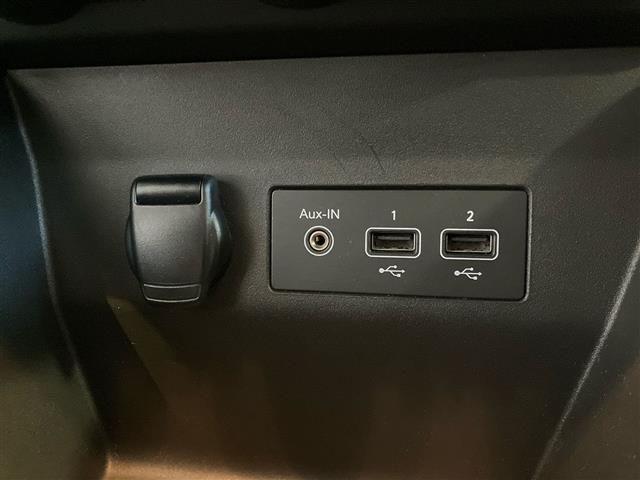 RENAULT Clio 1.6 E-Tech hybrid Zen 140cv auto my21