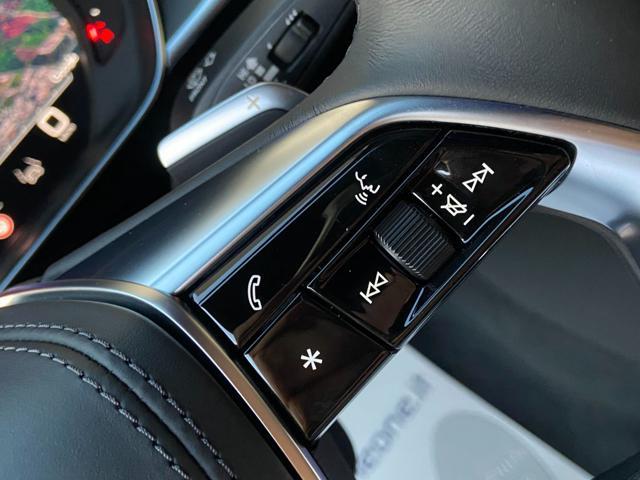 AUDI A8 50 TDI 3.0 quattro tiptronic S line.