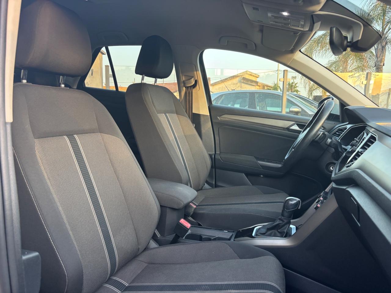 Volkswagen T-Roc 2.0 TDI automatica-2021