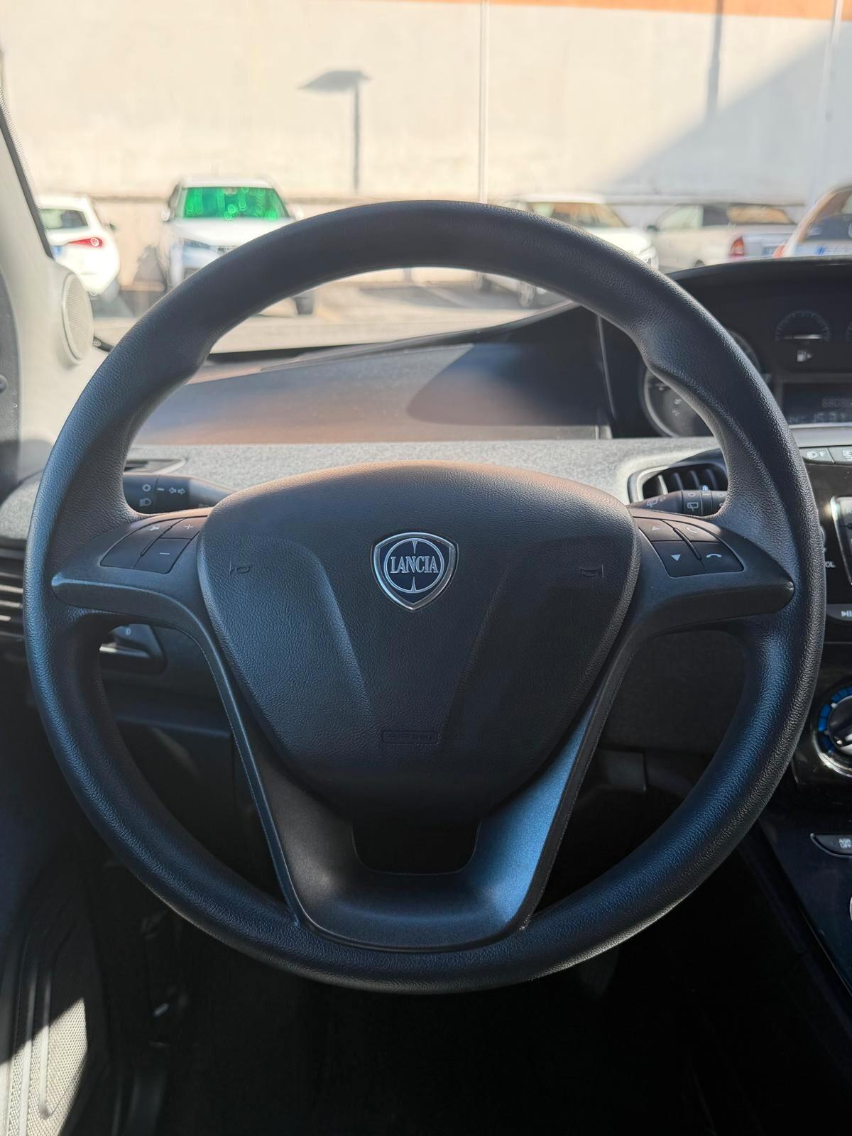 LANCIA YPSILON 1.0 HYBRID SILVER **PREZZO REALE**