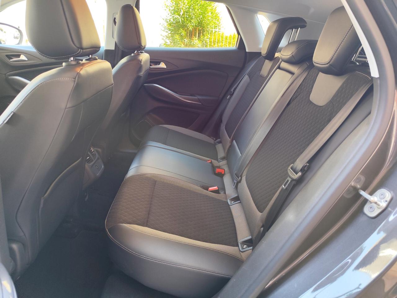 Opel Grandland X 1.5 diesel Ecotec 130CV PERFETTA