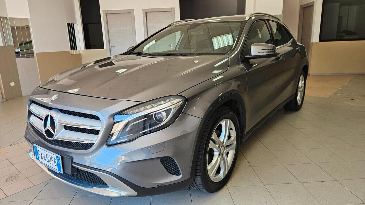 Mercedes-benz GLA 200 d Premium
