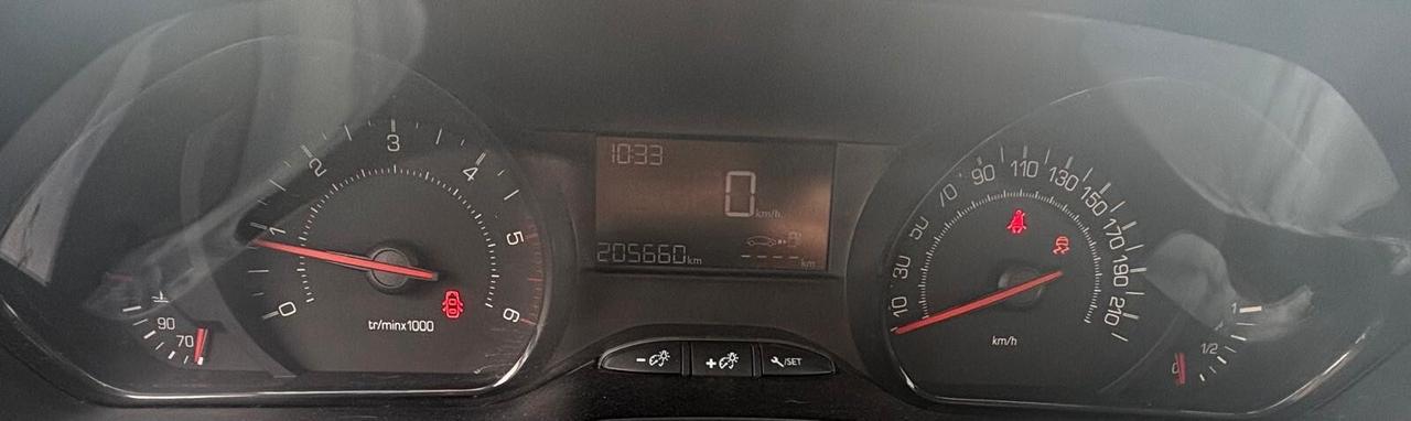 Peugeot 208 1.4 HDi 68 CV 5 porte Active