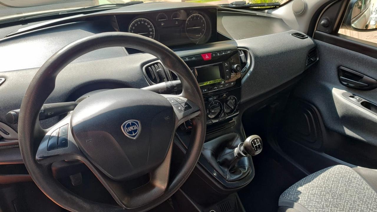 Lancia Ypsilon 1.2 69 CV 5 porte S&S Elefantino Blu