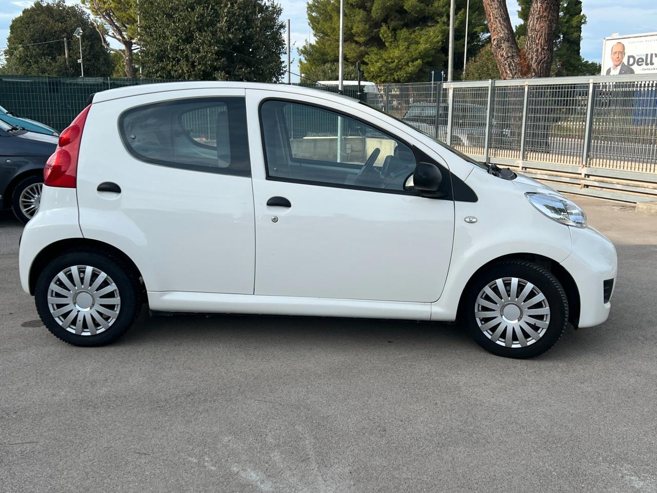 Peugeot 107 1.0 Allure Tagliando e Garanzia