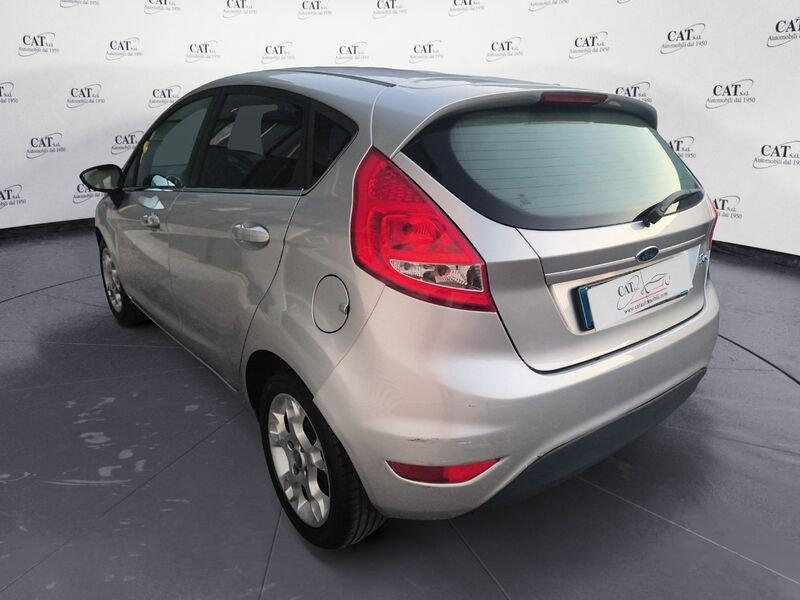 Ford Fiesta Fiesta 1.4 TDCi 5P Titanium