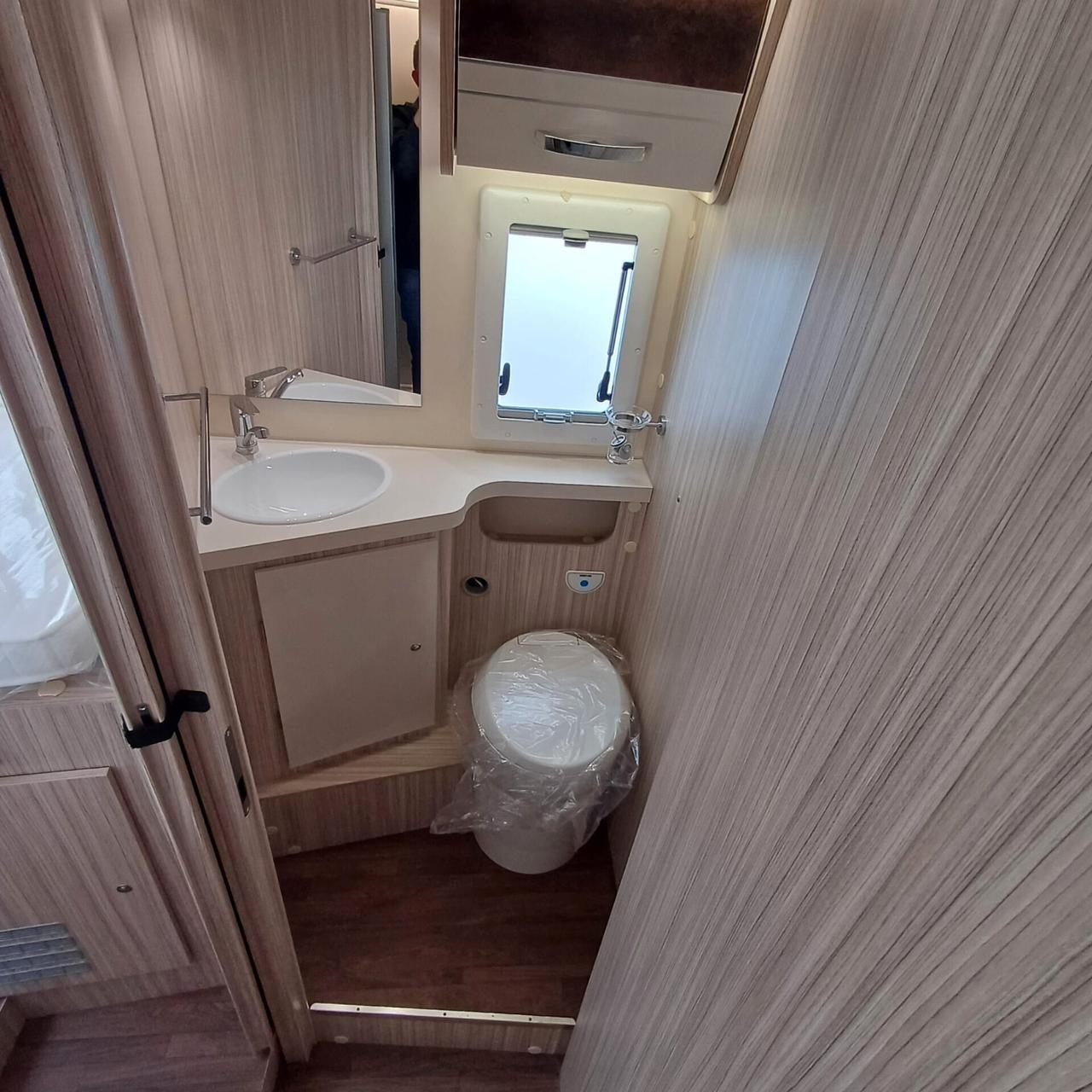 ELNAGH T- LOFT 532