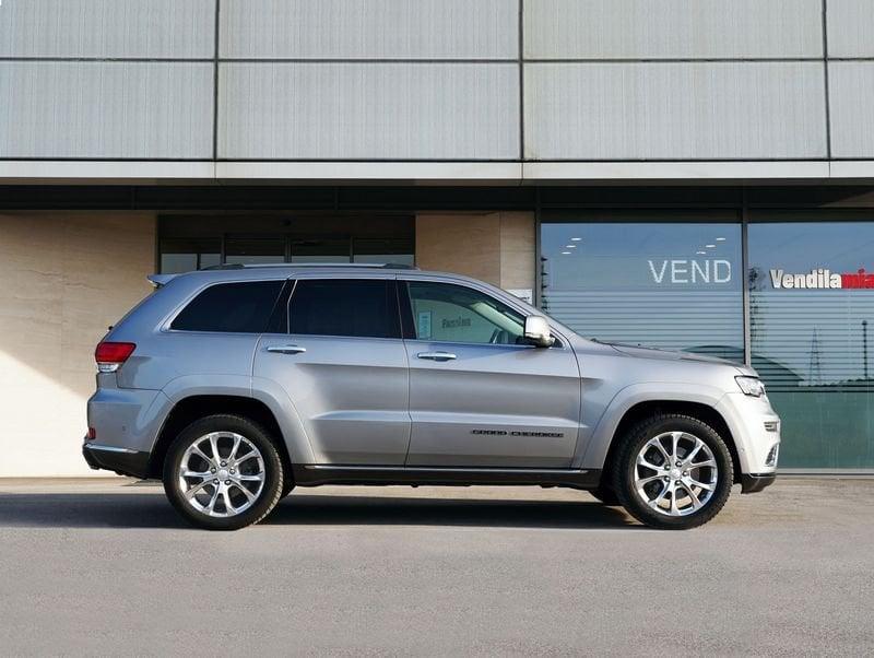 Jeep Grand Cherokee 3.0 V6 CRD 250 CV Multijet II Summit (Presso la sede di Padova)