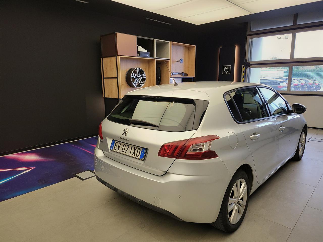 PEUGEOT 308 II 2013 - 308 5p 1.6 e-hdi 8v Active s&s 115cv fap