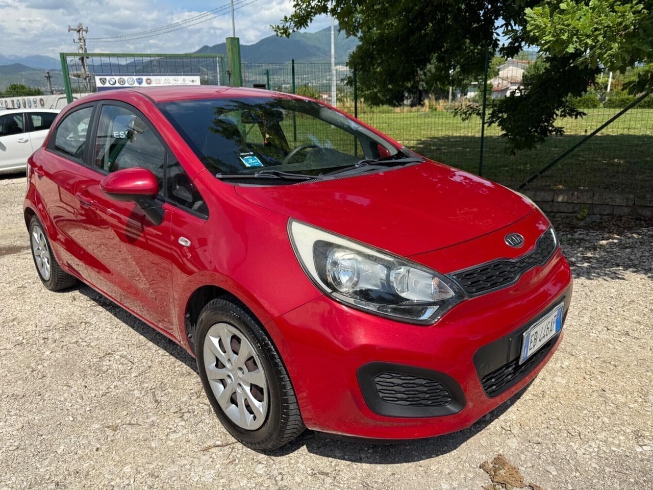 Kia Rio 1.2cc 5p. Km certificati neopatentati