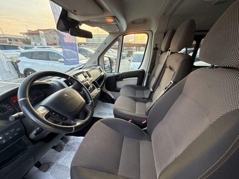 Peugeot Boxer 330 BlueHDi 140 S&S PC-TN Premium