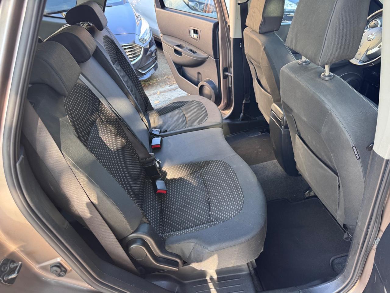 Nissan Qashqai+2 1.6 BENZ 7 POSTI GARANZIA 12 MESI