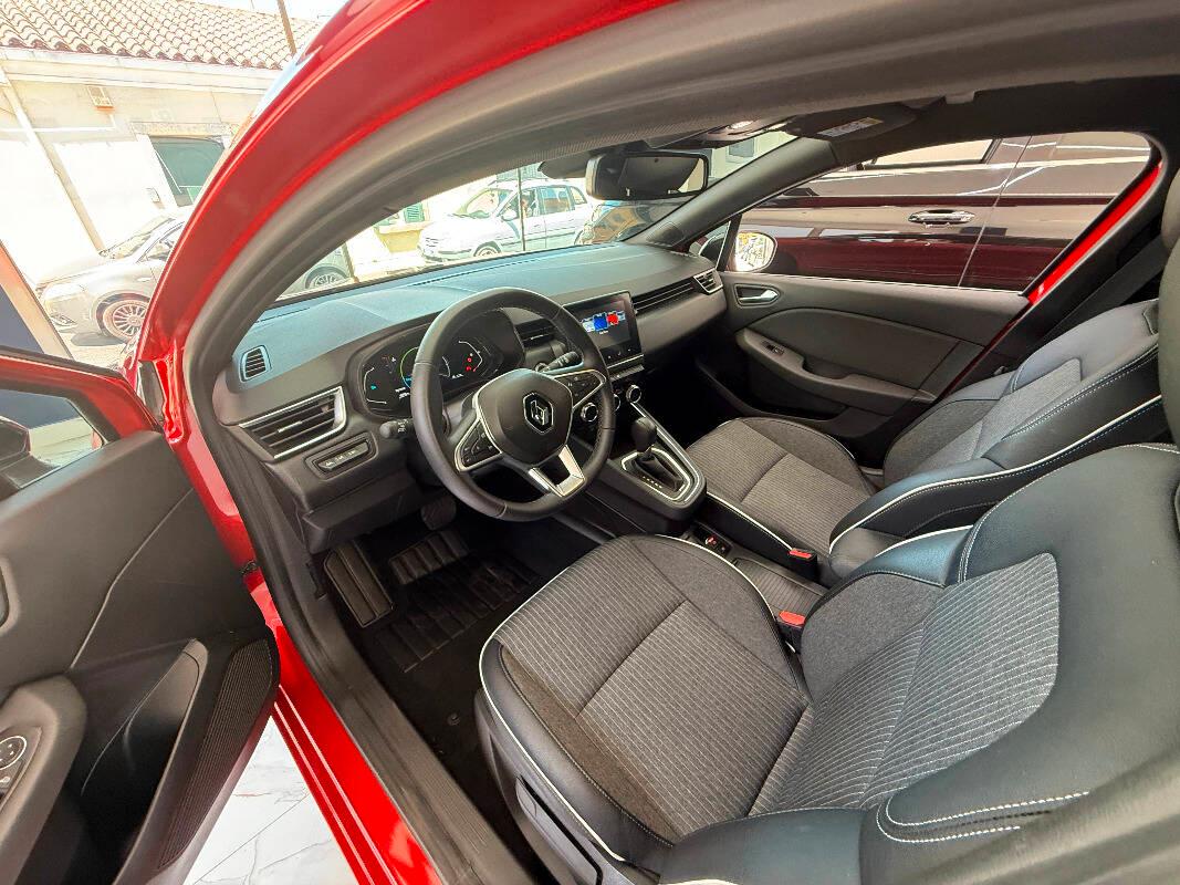 Renault Clio RENAULT CLIO 1.6 E-Tech hybrid Intens 140cv auto FINANZIABILE