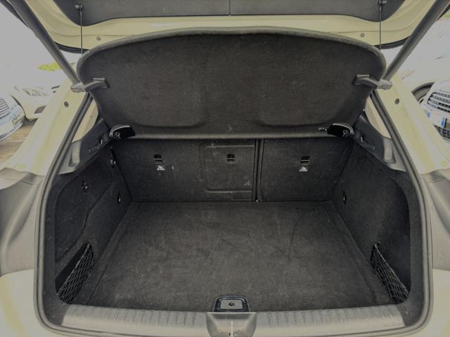 MERCEDES-BENZ GLA 180 d Automatic Sport (Tetto/Navi/Retro/Led)