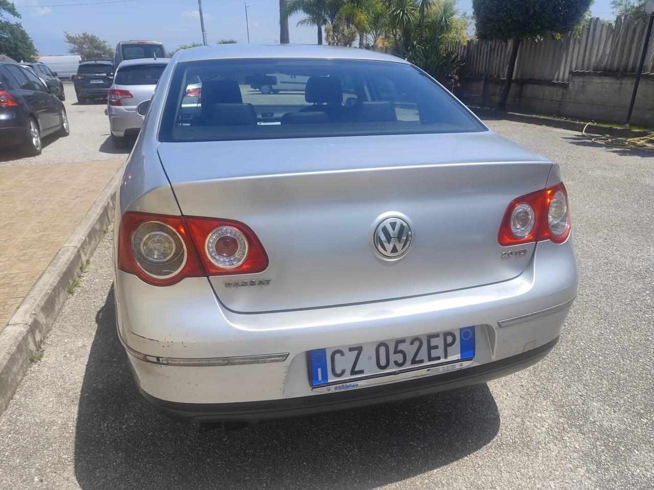 Volkswagen Passat 2.0 TDI cat Var. Highline DPF