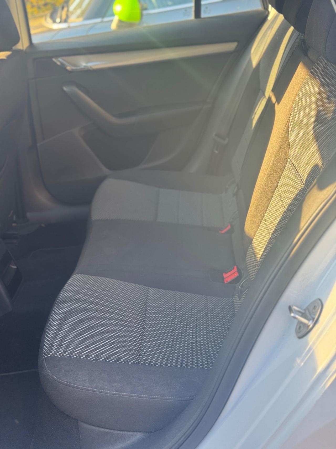 Skoda Octavia 1.6 TDI CR 115 CV DSG Executive