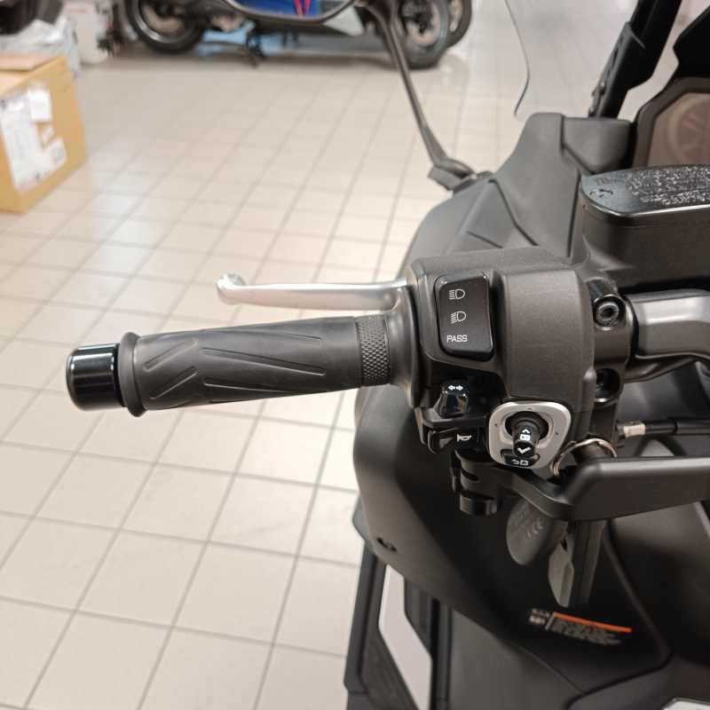 Yamaha T-Max 560 - 2025