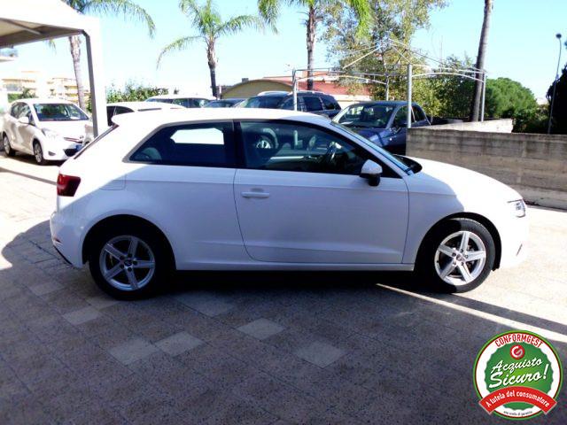AUDI A3 1.6 TDI 116 CV Sport