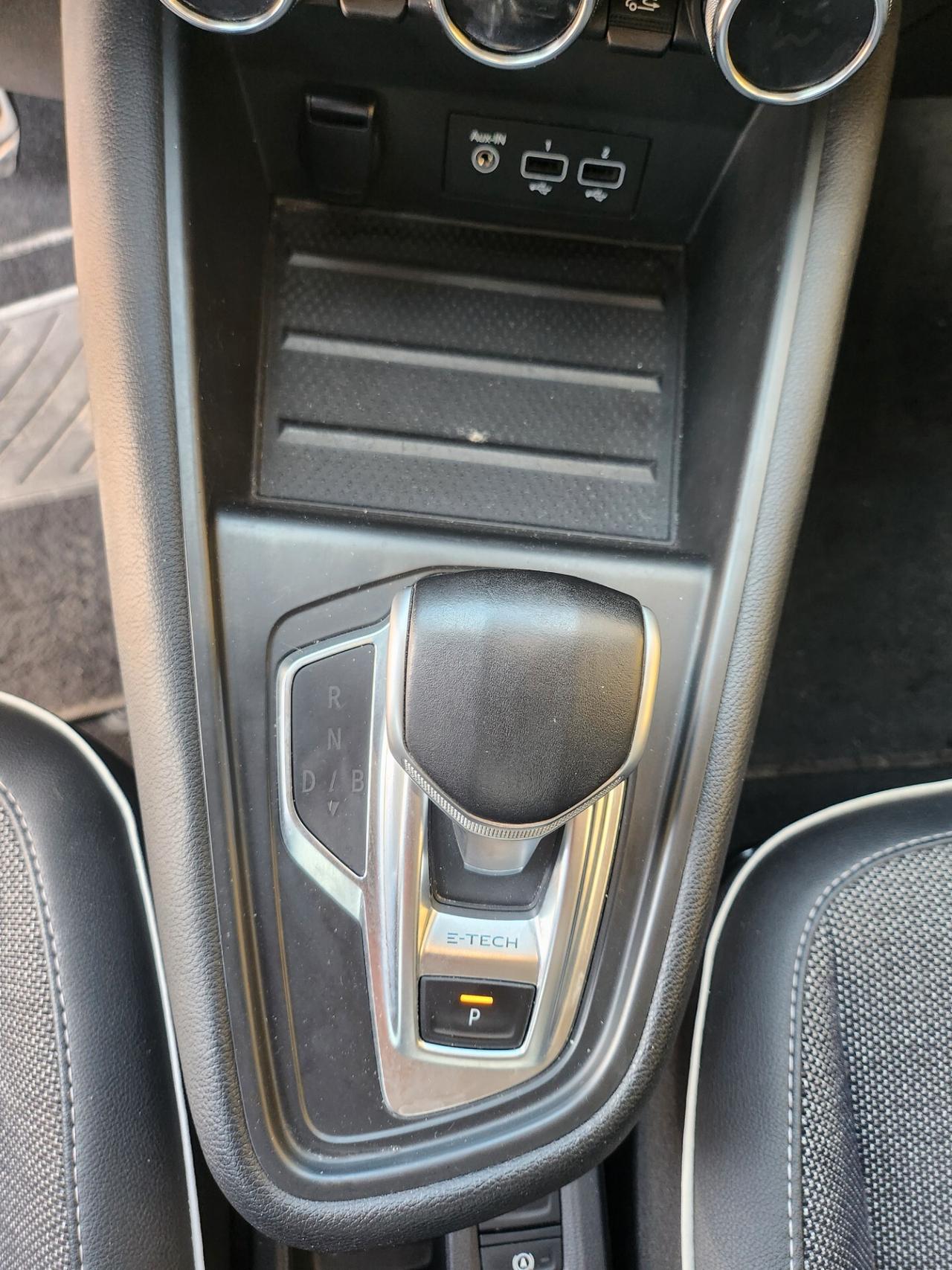 Renault Captur Plug-in Hybrid E-Tech 160 CV Intens