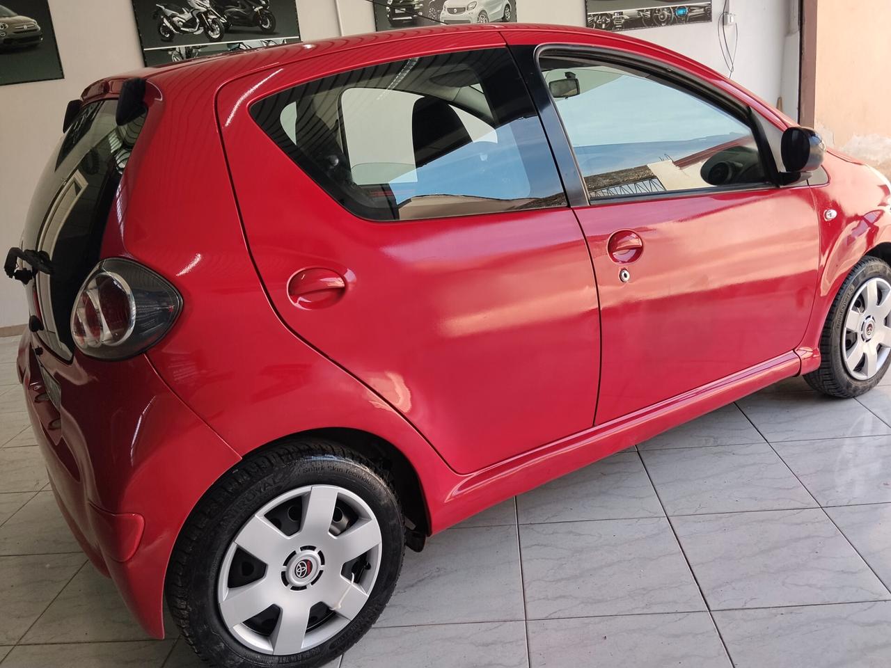 Toyota Aygo 1.0 benzina 2009 CON GARANZIA