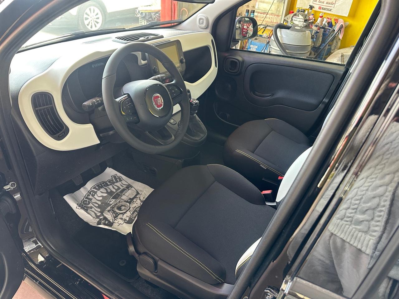 Fiat Panda Pandina 1.0 FireFly 65 CV Hybrid Cross