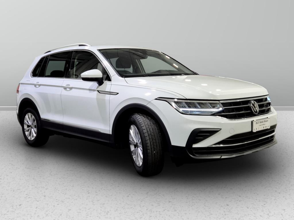 Volkswagen Tiguan 2.0 tdi scr Life 150cv dsg