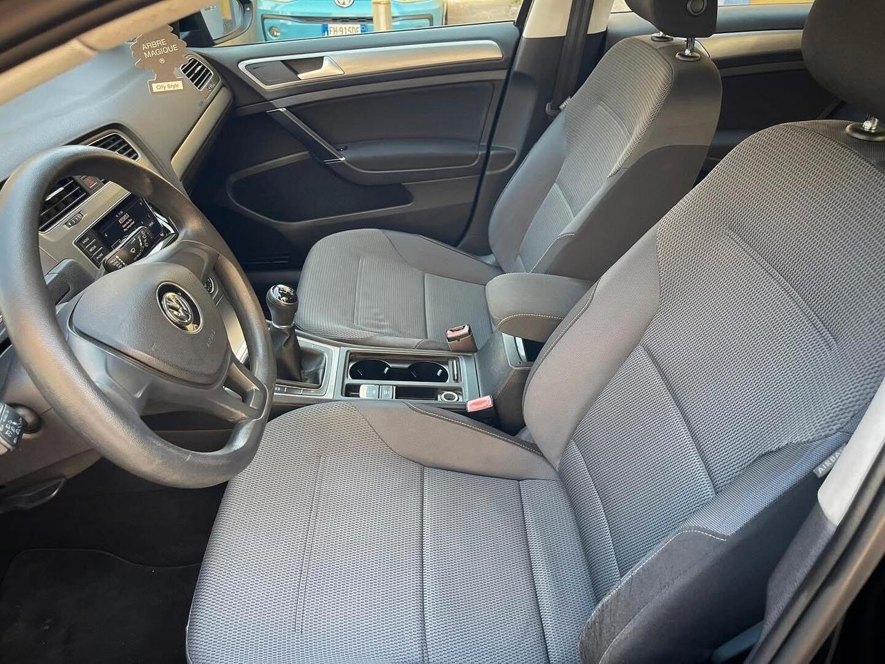 Volkswagen Golf 1.4 TGI 5p. Highline BlueMotion FINANZIABILE