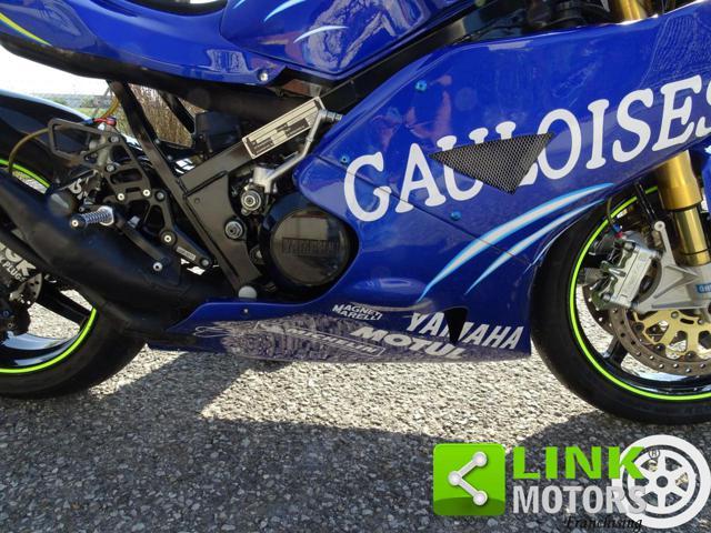 YAMAHA RD 500 LC REPLICA VALENTINO ROSSI
