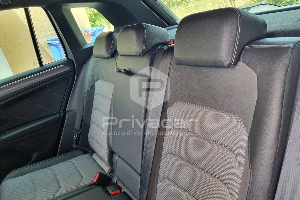 VOLKSWAGEN Tiguan 2.0 TDI SCR DSG Sport BlueMotion Technology