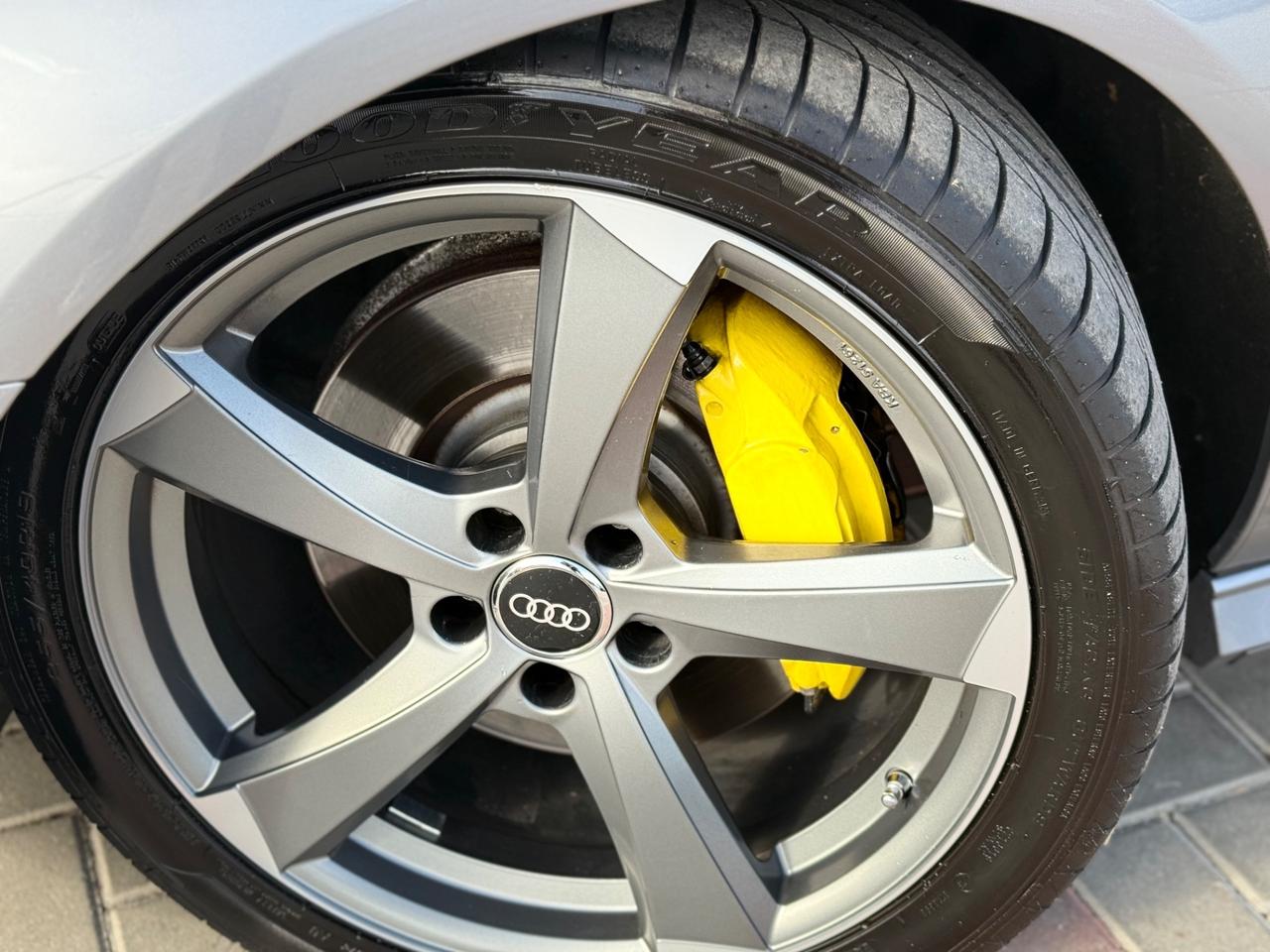 Audi A6 Avant 3.0 TDI quattro S-LINE 218CV