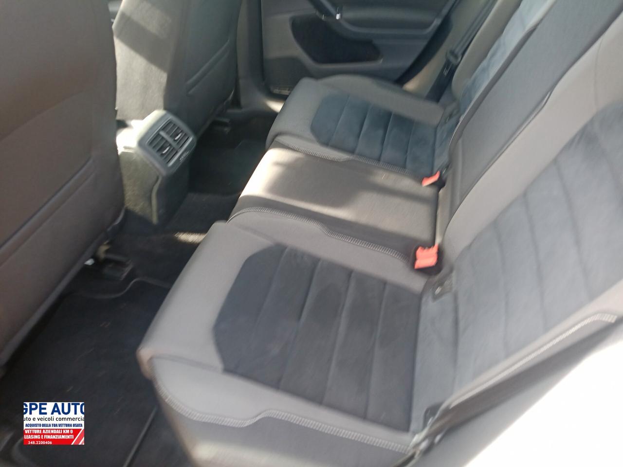 Volkswagen Golf 2.0TDI 150cv 5p. Business BlueMotion Technology