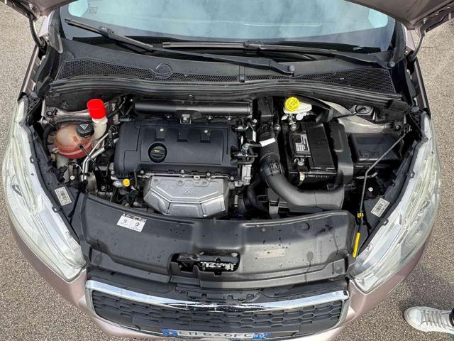 PEUGEOT 208 1.4 95CV Allure