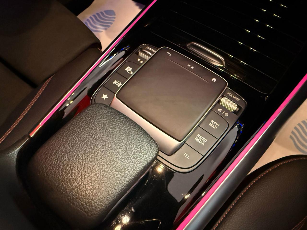 Mercedes-benz GLA Automatic Premium Night EDITION