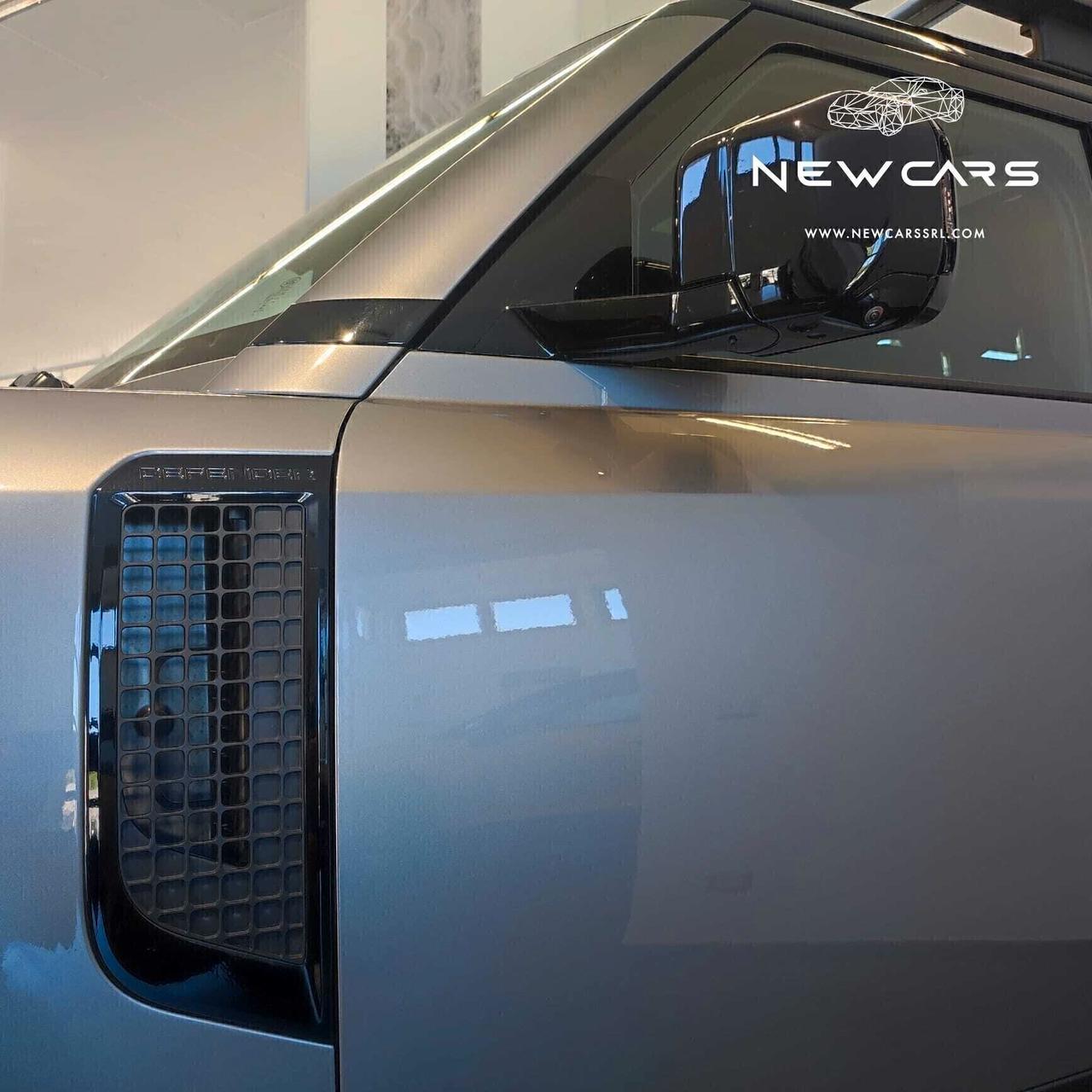 Land Rover Defender D6 HSE AWD AUTOMATICO SPORT UTI