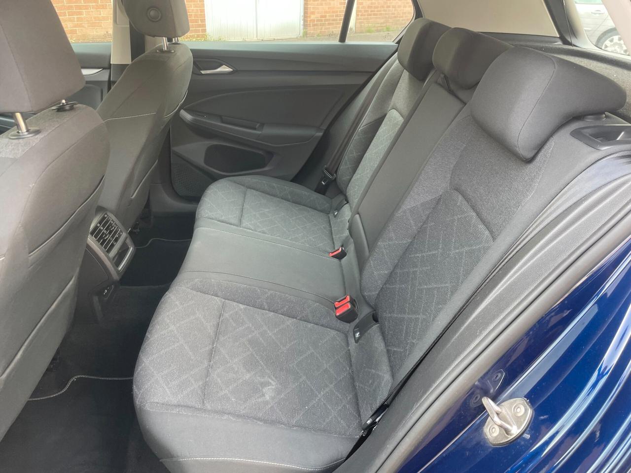 Volkswagen Golf 1.5 TGI DSG Style
