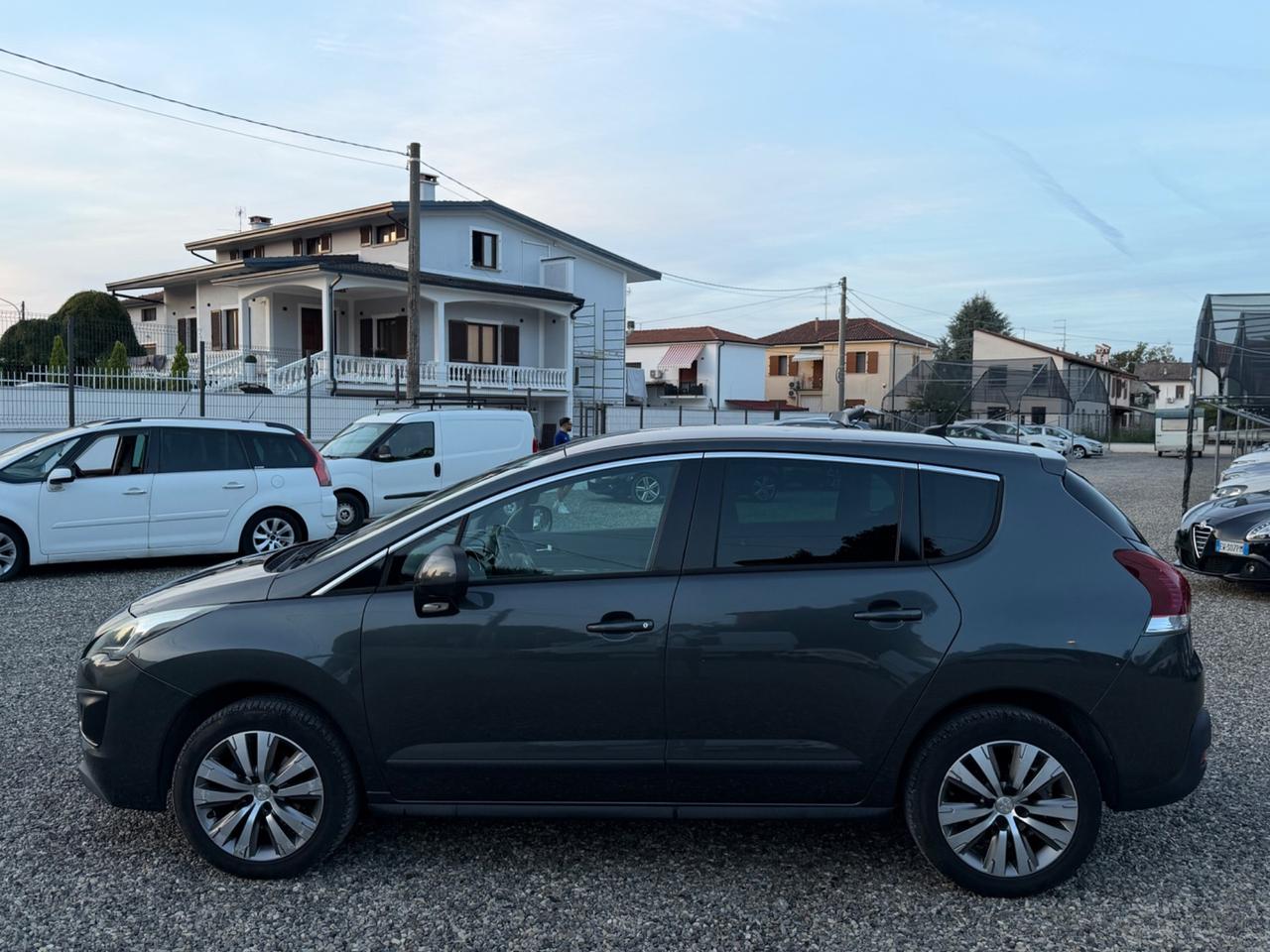 Peugeot 3008 BlueHDi 120 S&S Business
