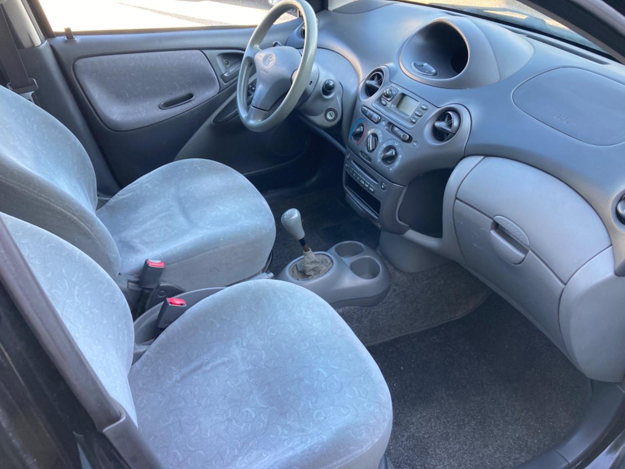 TOYOTA YARIS (5 PORTE) PROPRIETARIO UNICO